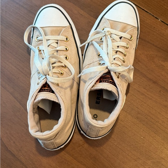 Converse light pink Sneakers with Gold Accents - Picture 1 of 7